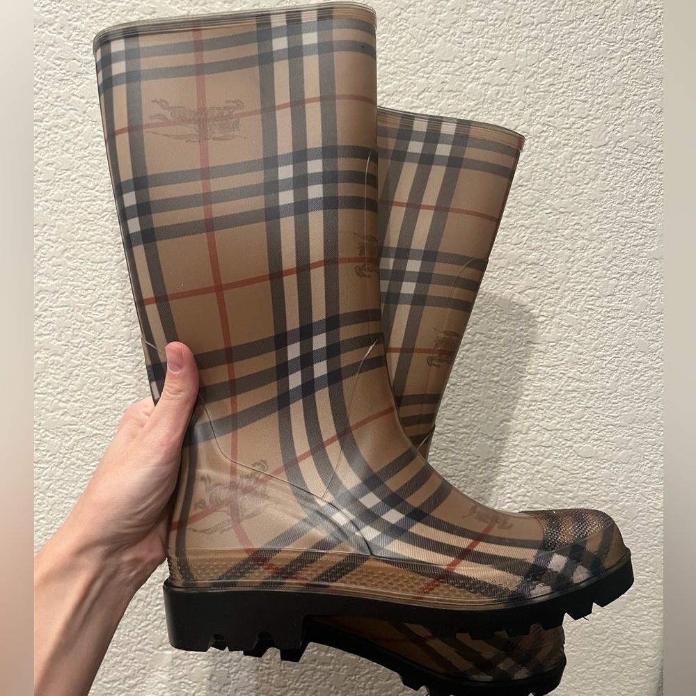Burberry rain boots